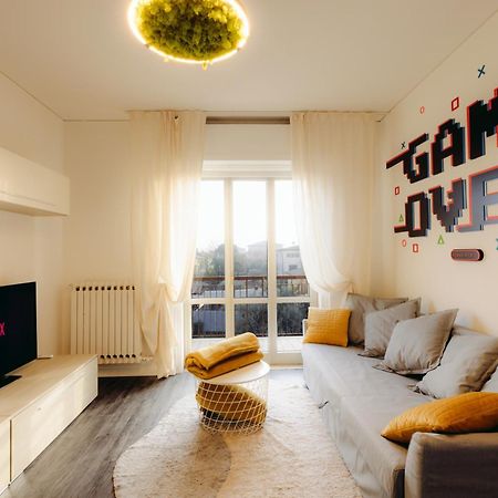Arcade House Verona Fiera Netflix + Videogame Zewnętrze zdjęcie