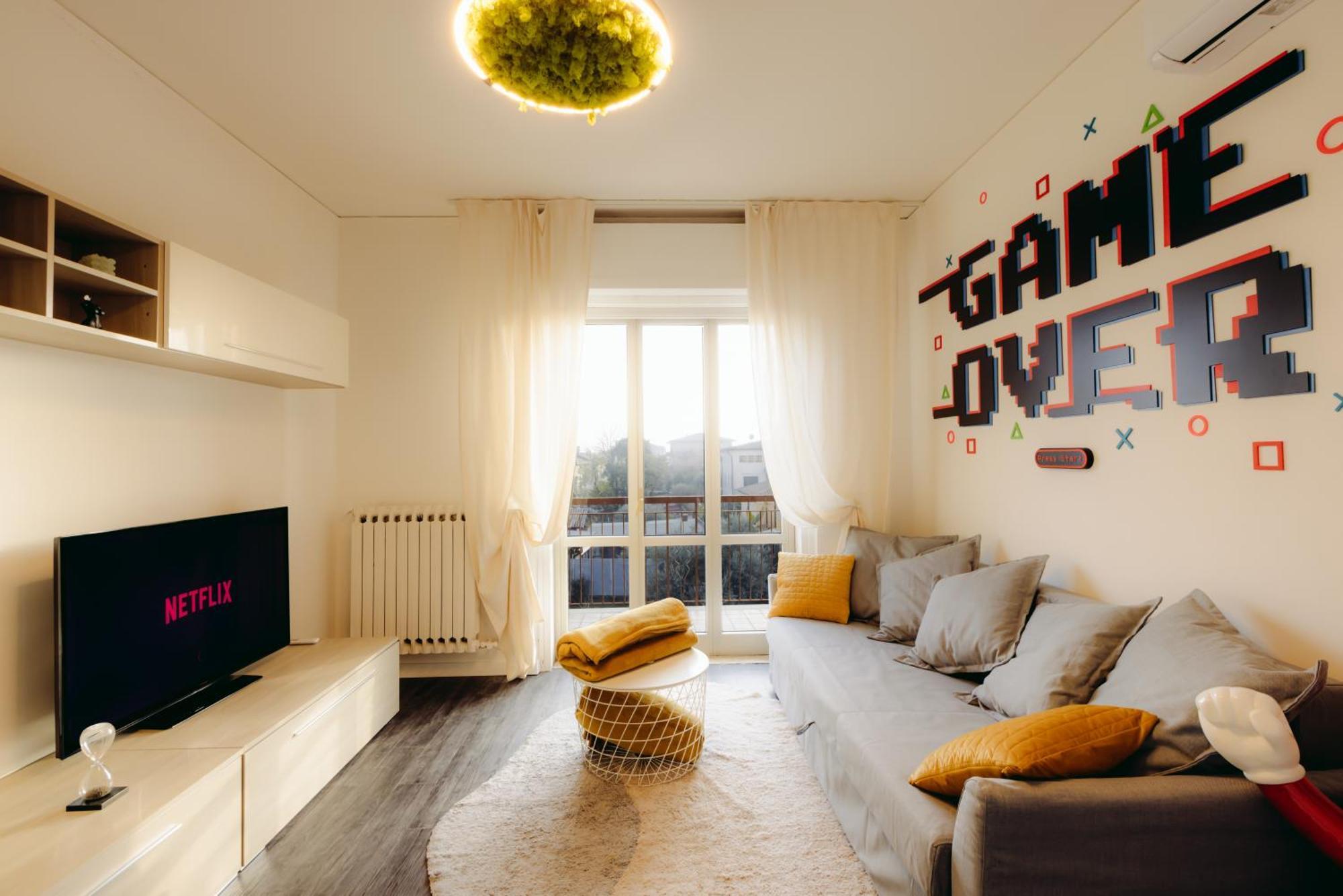 Arcade House Verona Fiera Netflix + Videogame Zewnętrze zdjęcie